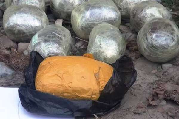 تاجیکستان از درگیری مسلحانه با قاچاقچیان مواد مخدر در مرز افغانستان خبر داد