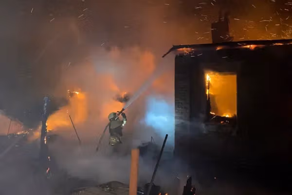 د اوکراین پر خارکیف د روسیې په برید کې د درېیو ماشومانو په ګډون څلور کسان وژل شوي