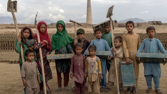 طالبان: په شاقه کارونو د ماشومانو ګومارل قانوني سرغړونه ده