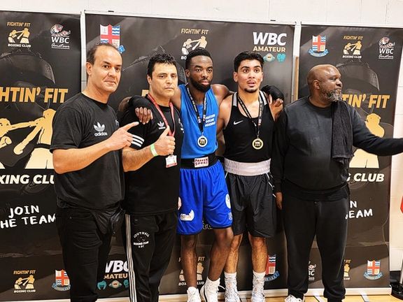 مشتزنان افغان در رقابتهای دوور انگلستان به سه مدال طلا دست یافتند