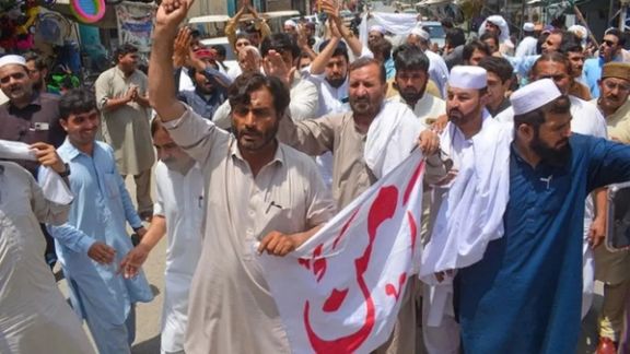 تېر دوبی د پاکستان له پوځي عملیاتو سره د مخالفت لباره ډېرې مظاهرې وشوې