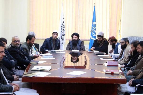 له موسساتو د طالبانو غوښتنه؛ د یتیمو او بېسرپرسته ماشومانو د ملاتړ هڅې پراخې کړئ