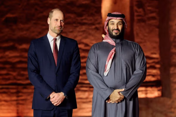 د برېتانیا شهزاده د سعودي عربستان له ولیعهد سره وکتل