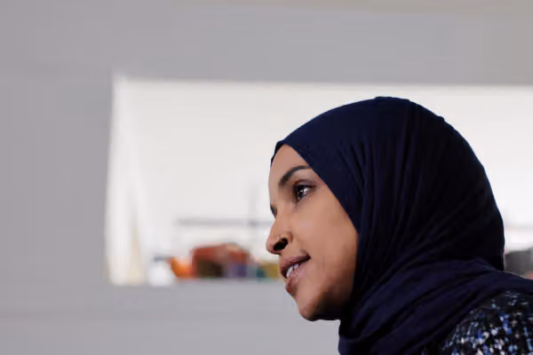 ماموران امریکایی خانه الهان عمر، نماینده منتقد ترامپ در کانگرس را بازرسی کردند