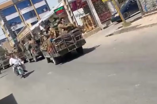 طالبان تفرّق الاحتجاجات في هرات بالرصاص وتشن حملة اعتقالات