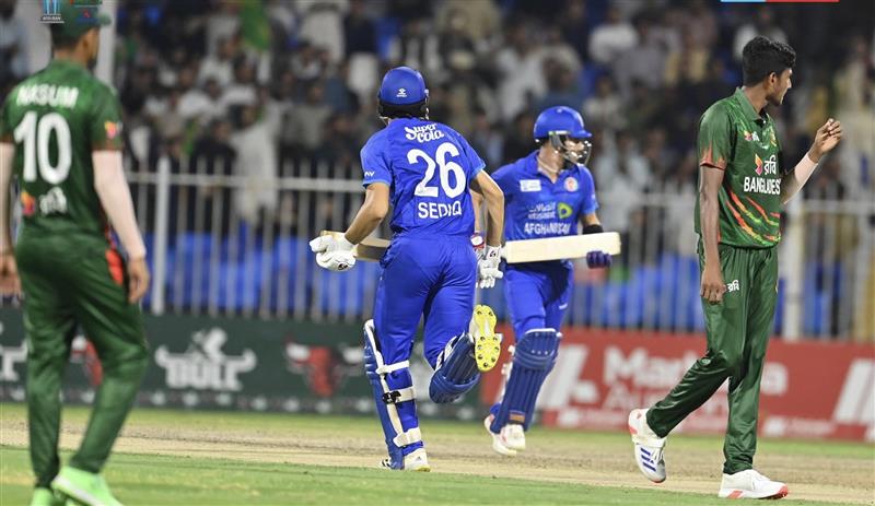 افغانستان له بنګله دېش څخه دوه پر یو د یو ورځينیو لوبو لړۍ وګټله