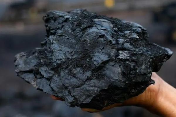 Pakistan Sees Dip In Afghan Coal Imports Amid Rising Costs, Turns to South African Supply