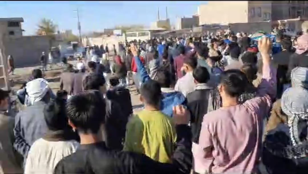 مردم هرات علیه کشتار هزاره‌ها و شیعیان تظاهرات کردند