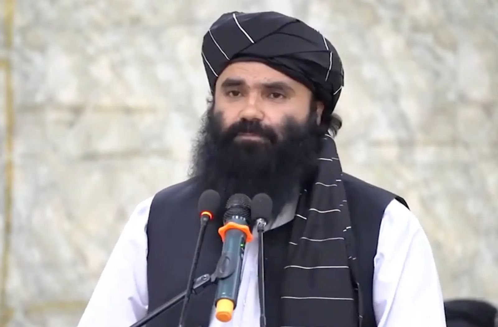 حقاني: که په باطن کې خراب یو او په ظاهره بزرګي کوو، خدای مو رسوا کوي