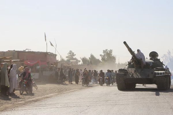 تنش نظامی طالبان و پاکستان؛ بریتانیا میگوید سفر به افغانستان 'بهشدت خطرناک' است