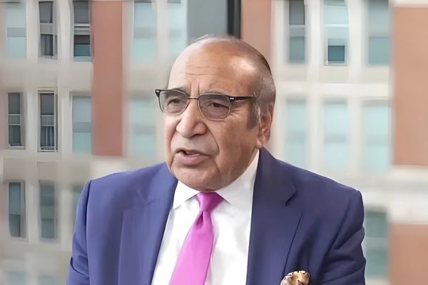 جلالي: افغانستان کې یو ټولواک حکومت واکمن دی او هر څه د خپل قرائت او تعریف پر بنسټ ټاکي