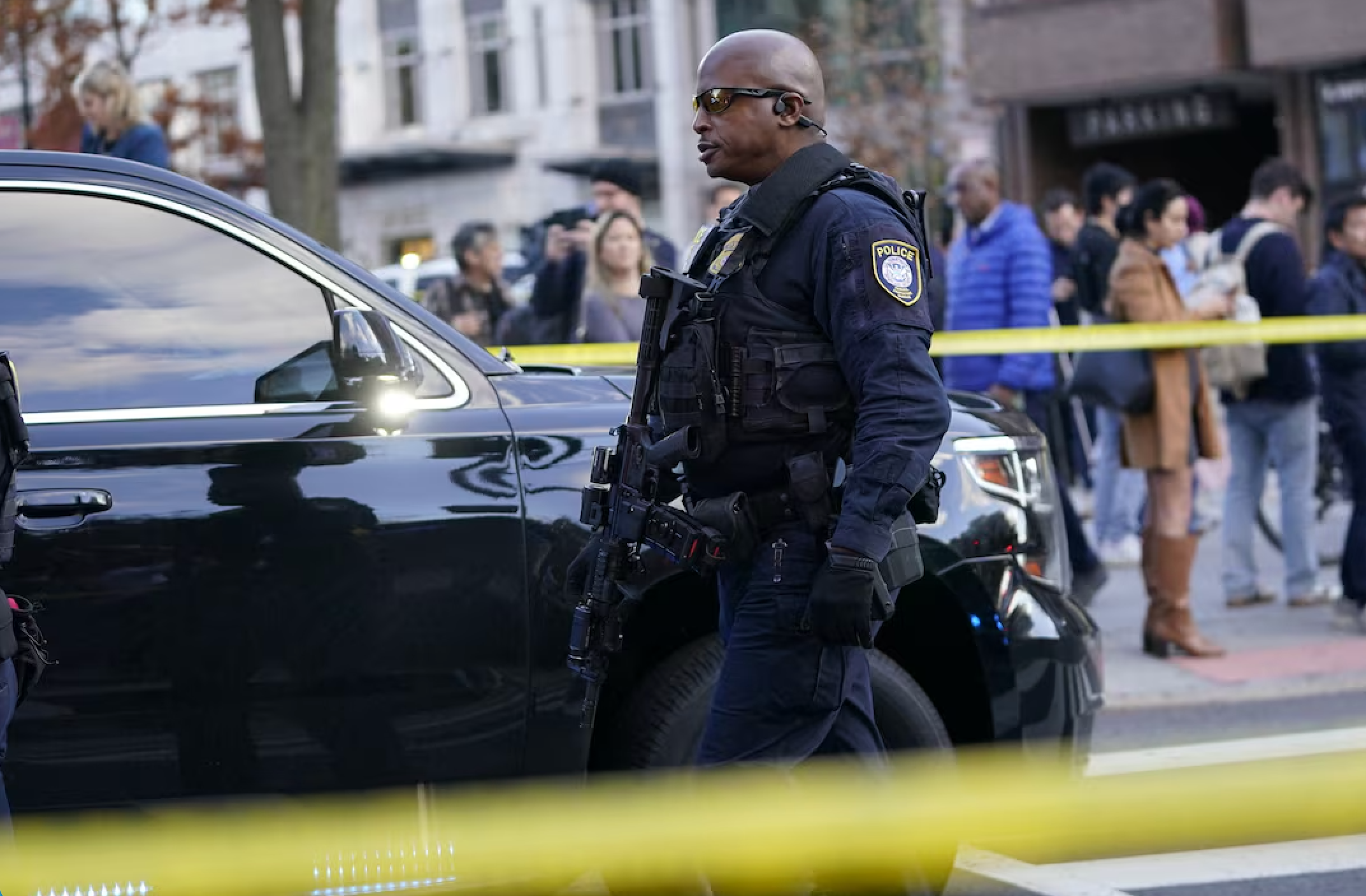 مقاومت جبهې واشنګټن کې د ملي‌ګارډ پر عسکرو برید غندلی او افغان بریدګر یې د طالبانو کس بللی