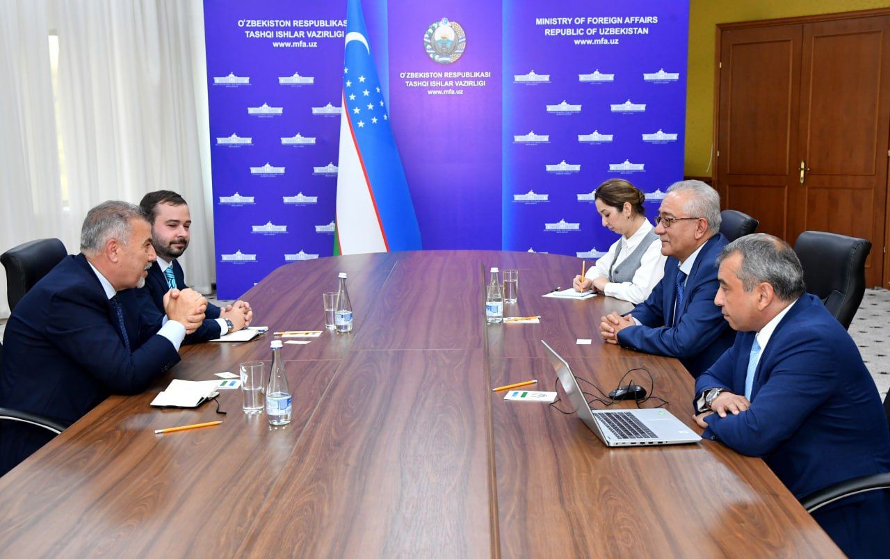 نمایندگان اوزبیکستان و موسسه صلح امریکا در مورد افغانستان گفت‌وگو کردند