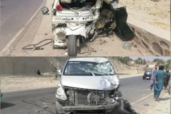 لغمان کې په دوو ترافیکي پېښو کې دوه کسان مړه او نهه نور ټپیان شوي