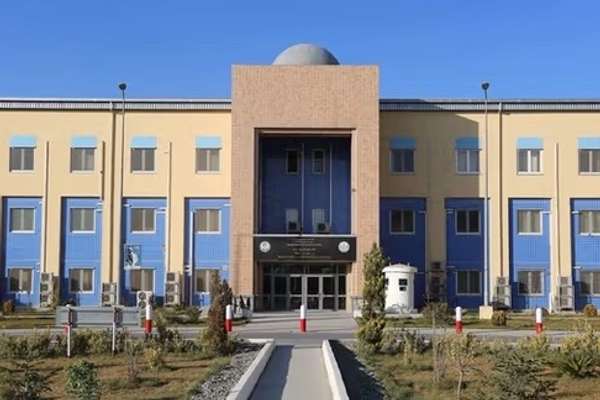 وزارت داخله طالبان بر نامهنگاری رسمی به زبان فارسی محدودیت وضع کرده است