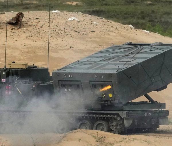 جنگ اوکراین؛ امریکا موشک‌های میانبرد نقطه‌زن به اوکراین می‌دهد