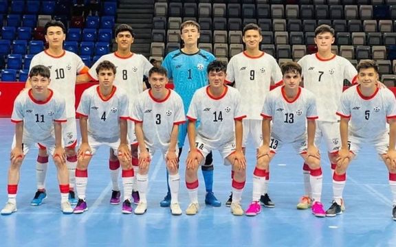 افغانستان ایران ته په ماتې ورکولو د اسیا د ځوانانو فوټسال اتلولي خپله کړه