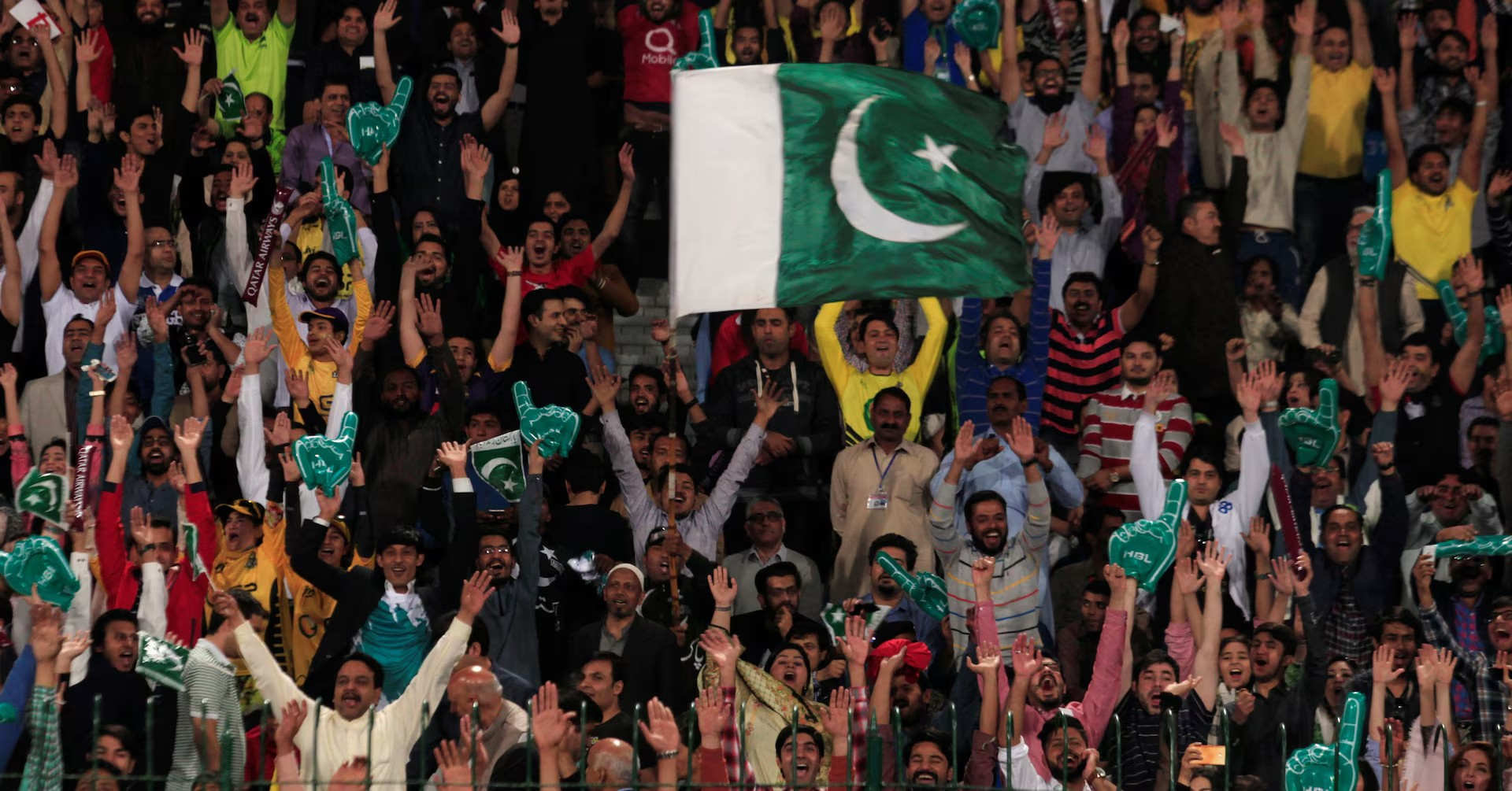 د امنیت او سون توکو بحران؛ د پاکستان سوپر لیګ له نندارچیانو پرته په دوو ښارونو کې کیږي