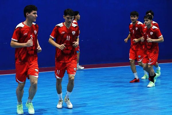 شیران خراسان آماده نبرد آسیایی؛ نخستین تمرین فوتسال افغانستان در اندونیزیا برگزار شد
