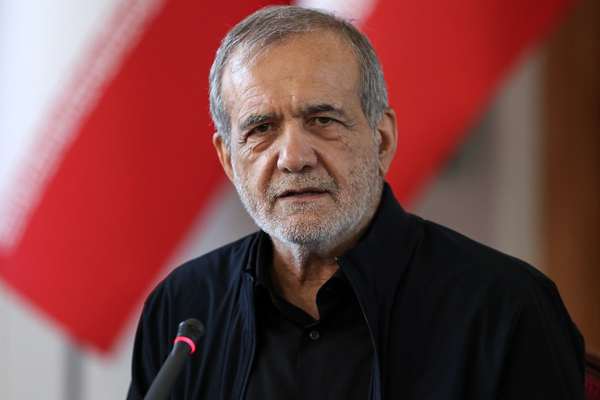 رئیسجمهور ایران بر تقویت روابط با افغانستان تاکید کرد