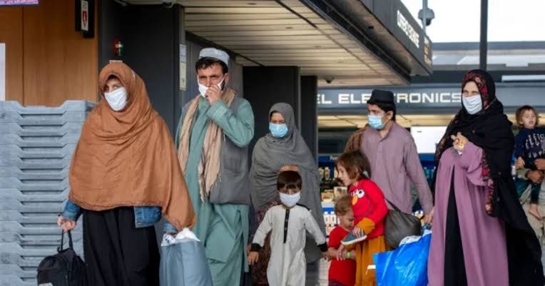 اېواک ډله پاکستان ته: د هغو افغانانو اېستل ودروئ چې امریکا ته یې د تګ غوښتنلیکونه منل شوي