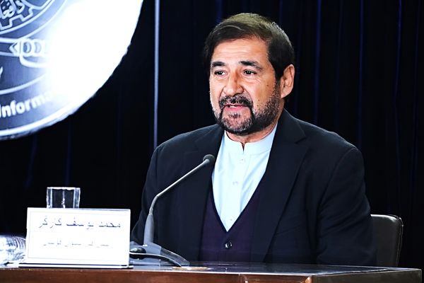 سرپرست فدراسیون فوتبال افغانستان رسانهها و خبرنگاران را «دشمن» خطاب کرد