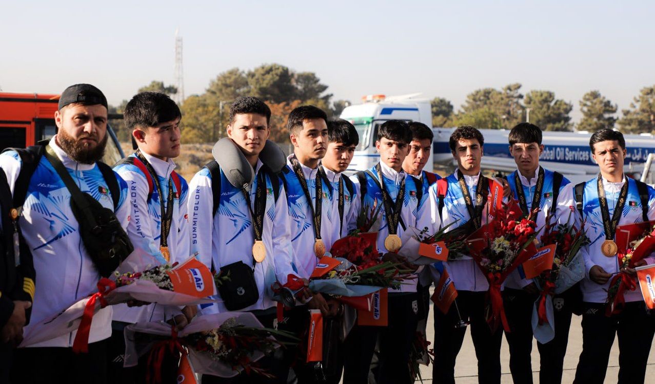 میرویس عزیزي د افغانستان د ۱۷ کلنو فوټسال لوبډلې لپاره د یو میلیون افغانیو جایزه اعلان کړه