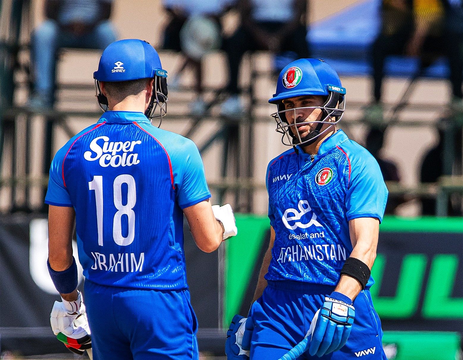 تیم ملی کریکت افغانستان با درخشش عظمت‌الله عمرزی، زیمباوه را در نخستین دیدار شکست داد