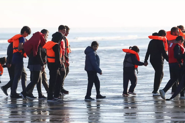 اروپايي ټولنه نن ښايي د کډوالۍ په تړاو سخت قوانین تصویب کړي