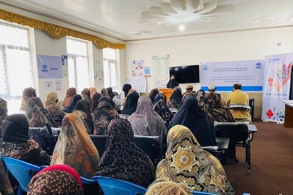 سازمان ملل: به دهها دختر در بادغیس زبان انگلیسی و دانش کمپیوتر آموزش داده شد