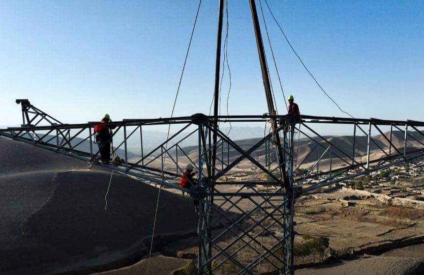 طالبان: له اوږده ځند وروسته له ازبکستان څخه افغانستان ته د وارداتي برېښنا مزې ترمیم شوې