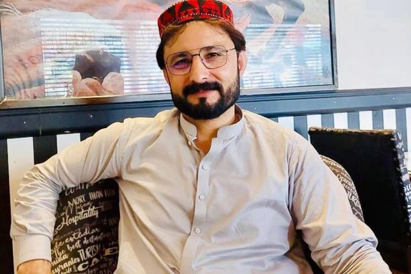 د پښتون ژغورنې غورځنګ غړی فرید اپریدی له پېښور څخه «بېدرکه» شوی دی