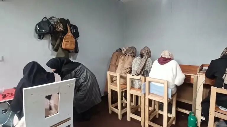 خانم حیدری می‌خواهد کاروبار خود را گسترش دهد، به زنان بیشتری آموزش بدهد و برای زیورات دست‌ساز خود مشتریان جدید پیدا کند.