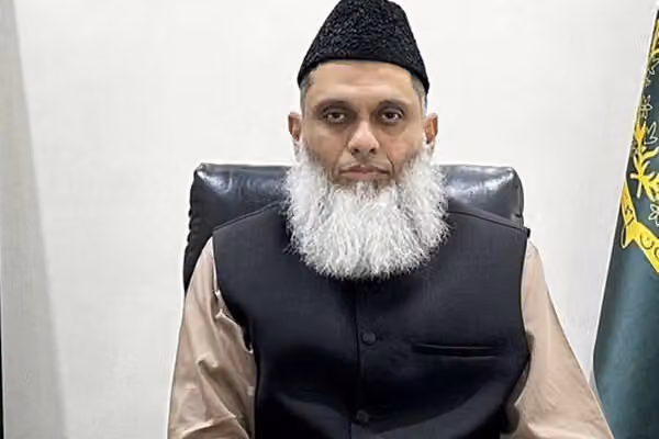طالبانو د نورستان په کامدېش کې د وروستیو نښتو په تړاو د پاکستان شارژدافیر احضار کړی
