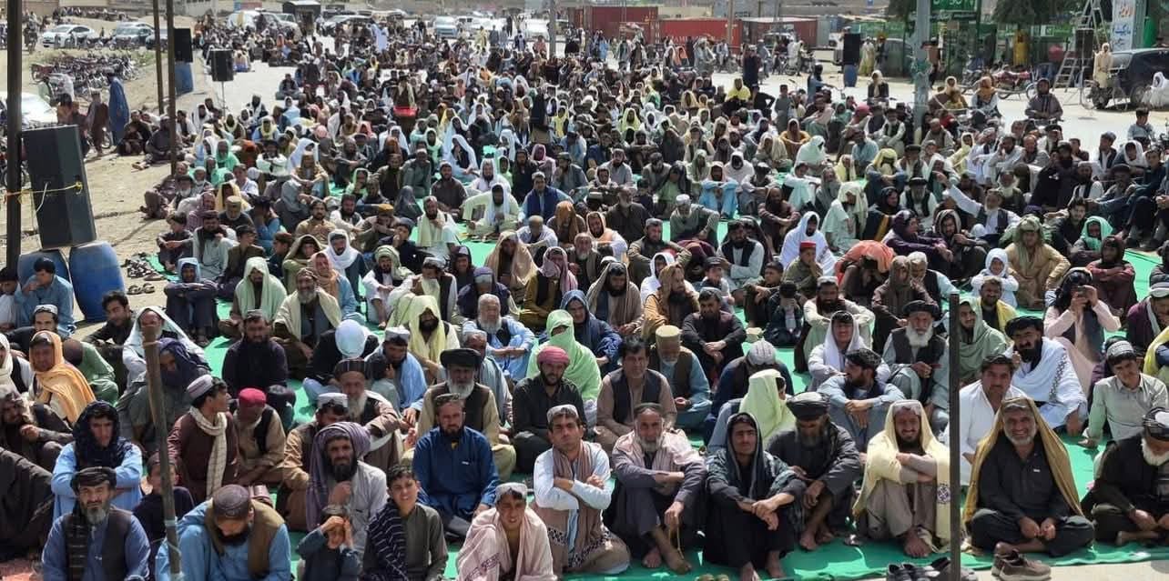  د لارو تړل پاتې کېدو له امله؛ په چمن کې سوداګرو او ځایي خلکو نن یو وار بیا پرلت پیل کړ