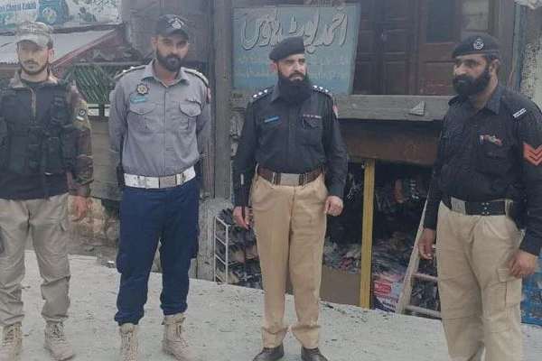 نیروهای پولیس پاکستان دو افغان متهم به آدمربایی را در یک درگیری کشتند