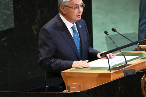 الرئيس الكازاخستاني: التنمية الشاملة في أفغانستان هي مفتاح السلام والاستقرار في المنطقة