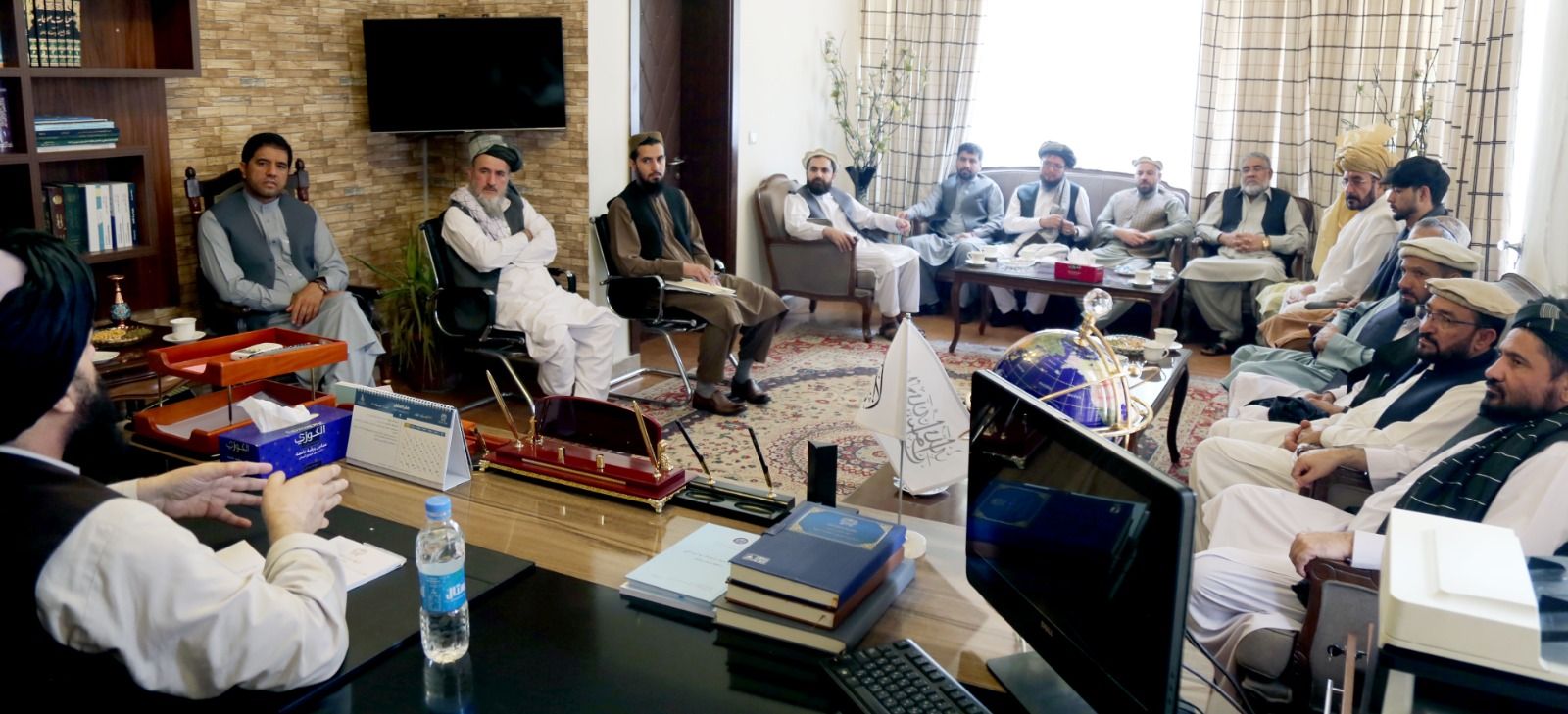 دفتر رئیس‌الوزرای طالبان: به شماری از اعضای پارلمان و مقام‌های سابق 'کارت مصونیت' دادیم