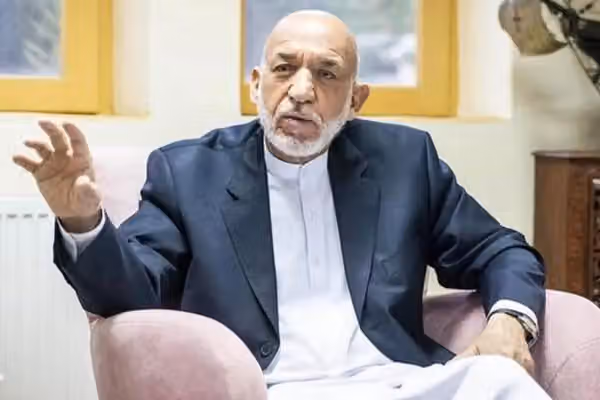 کرزی: تر هغه به د طالبانو په اړه مثبت څه ونه وایم څو نجونو ته د زدهکړو اجازه ورنه کړل شي
