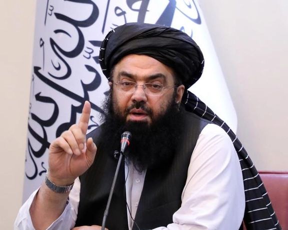 عبدالکبیر میگوید برای کسب رضایت دیگران از دستورات مذهبی خود دست نمیکشند