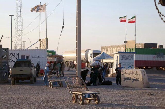 اختلاف ایران و طالبان در مورد خطوط مرزی؛ مقام‌ ایرانی می‌گوید دیوار مرزی، مرز رسمی نیست