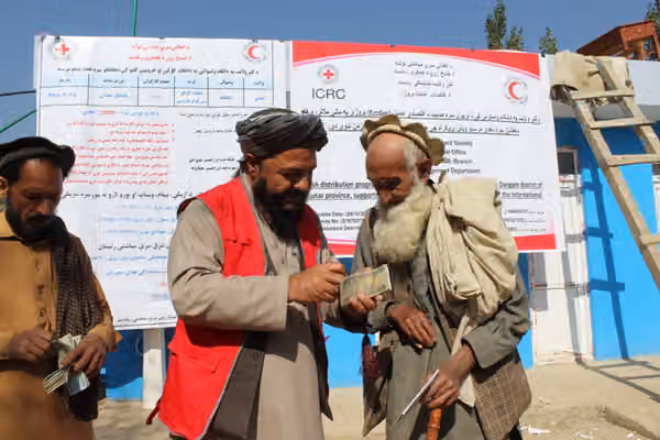 صلیب سرخ میگوید به ۶۷ هزار زلزلهزده در افغانستان کمک کرده است