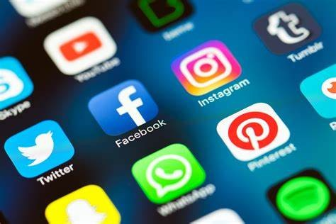 ټولنیزې رسنۍ؛ د نړۍ د خلکو اړیکې، رجحانات او شمېرې