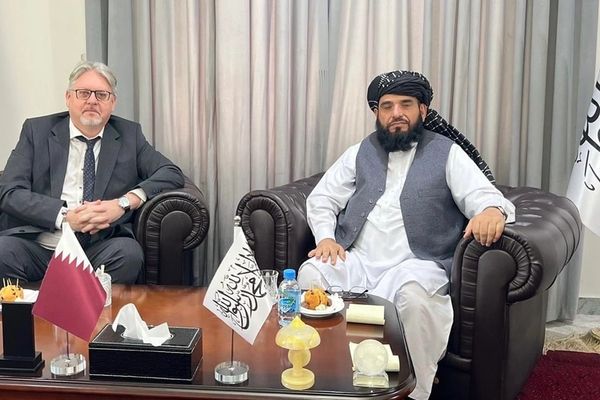 د طالبانو او فرانسې استازي د افغانستان پر وضعیت او سیاسي اړیکو غږېدلي