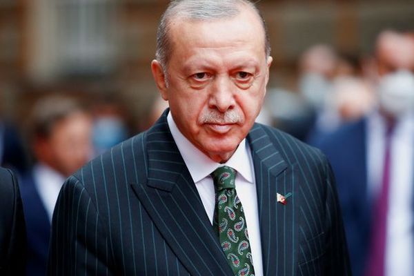 اردوغان هیئتی را برای توافق صلح طالبان و پاکستان به اسلامآباد میفرستد