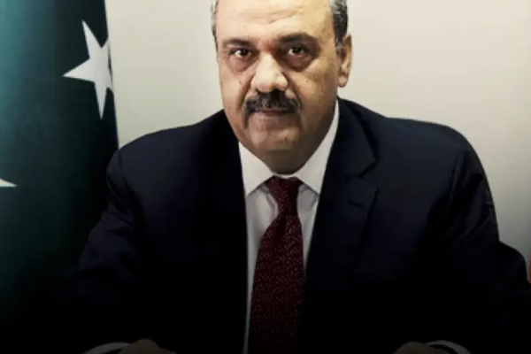 آصف دراني: القاعدة وداعش وجماعات إرهابية أخرى تنشط في أفغانستان