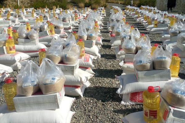 طالبانو په ننګرهار او کونړ کې پر څه باندې زرو یتیمانو او معلولینو د مرستو د وېش خبر ورکړ