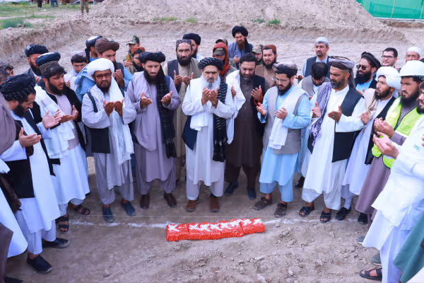 د طالبانو د روغتیا وزیر وايي چې سږ کال د ۱۰۰ محلي روغتونونو د جوړولو چارې پیلیږي