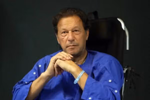 عمران خان پس از معاینه پزشکی دوباره زندان رفت