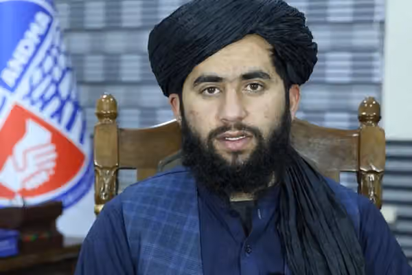 تېرکال څاهګانو ته د لوېدو پېښو کې ۱۵ کسان مړه شوي دي